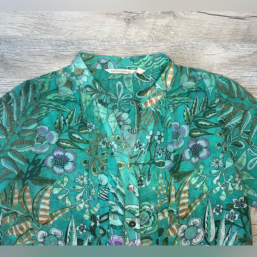 Soft Surroundings Green Luau Garden Button Front Shirt Size PS